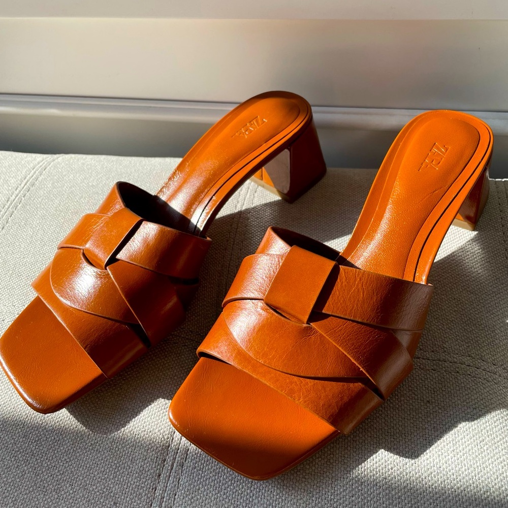 Zara Leather Block Heel Sandals in a beautiful cognac color